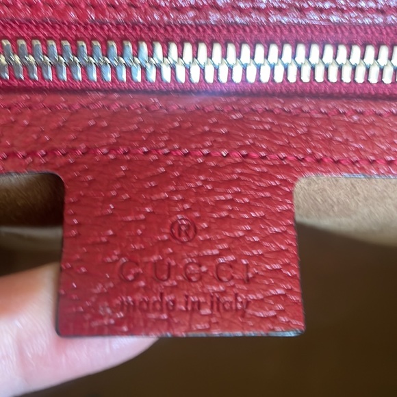 Authentic Gucci Tian Shoulder Bag - Picture 8 of 15